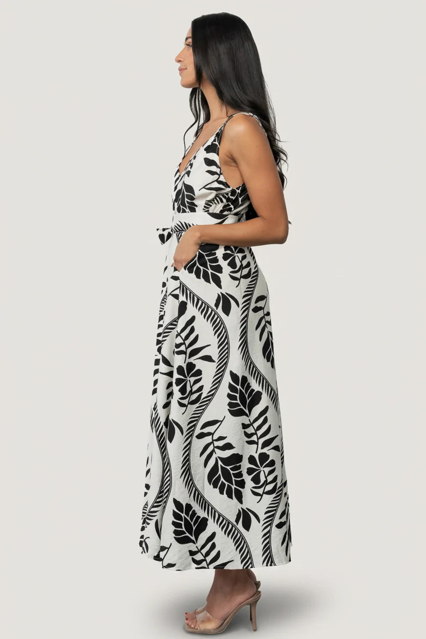 Sofía Maxi Dress | Ivory + Black