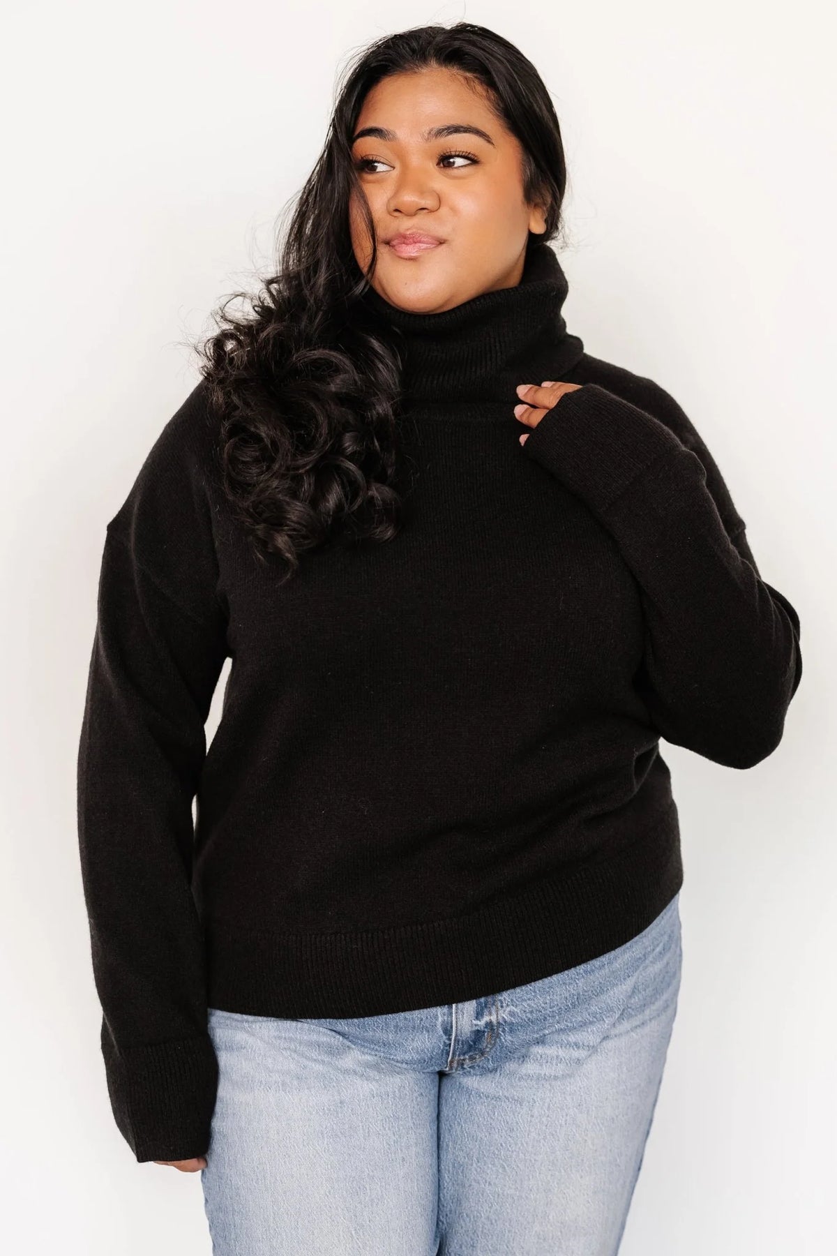 Tera Turtleneck Sweater | Black