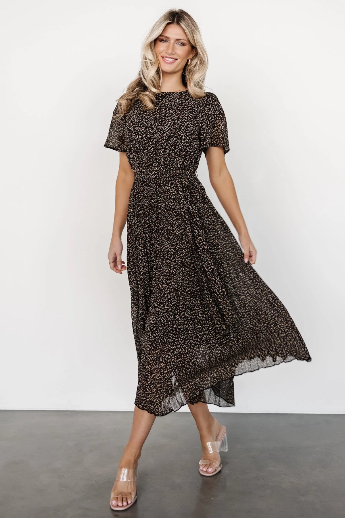 Prim Pleated Dress | Black Print